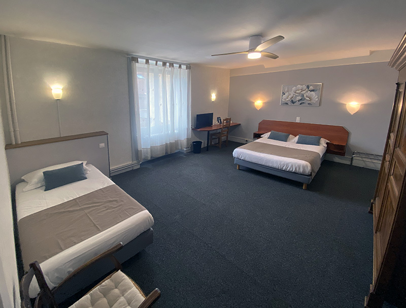 Chambre du Nouvel H&ocirc;tel &agrave; Lons de Saunier