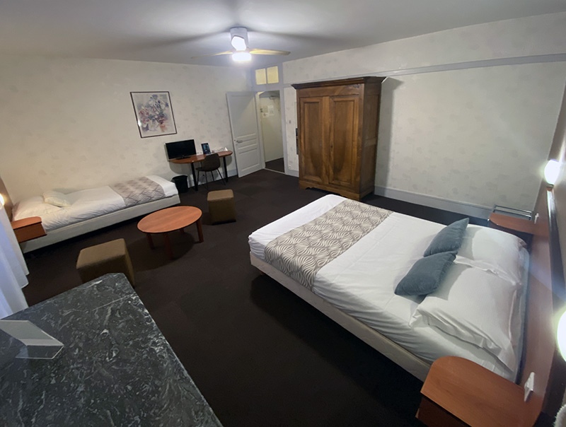 Chambre du Nouvel H&ocirc;tel &agrave; Lons de Saunier
